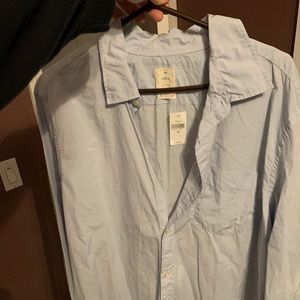 Gap XL light blue button down NWT